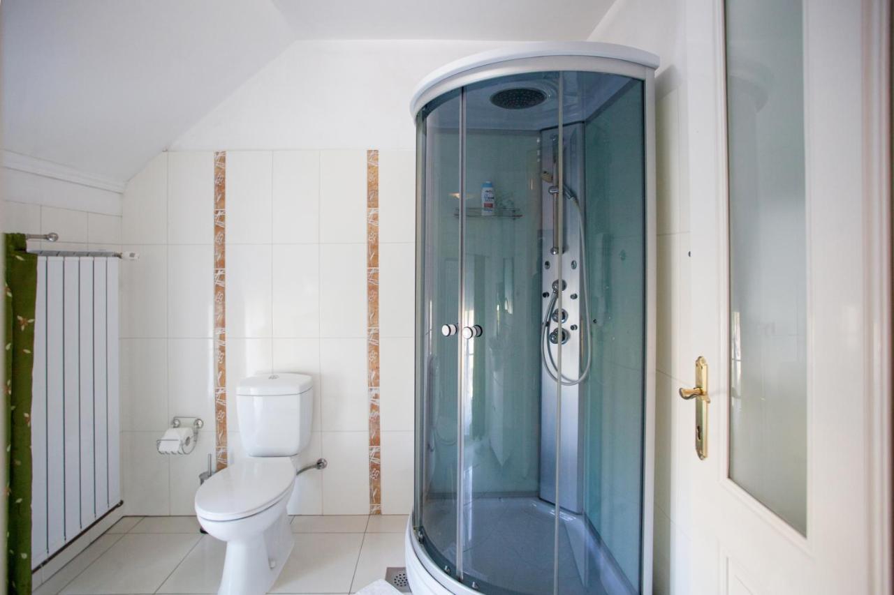 Vila Rosa Vukovar Bed and Breakfast Esterno foto
